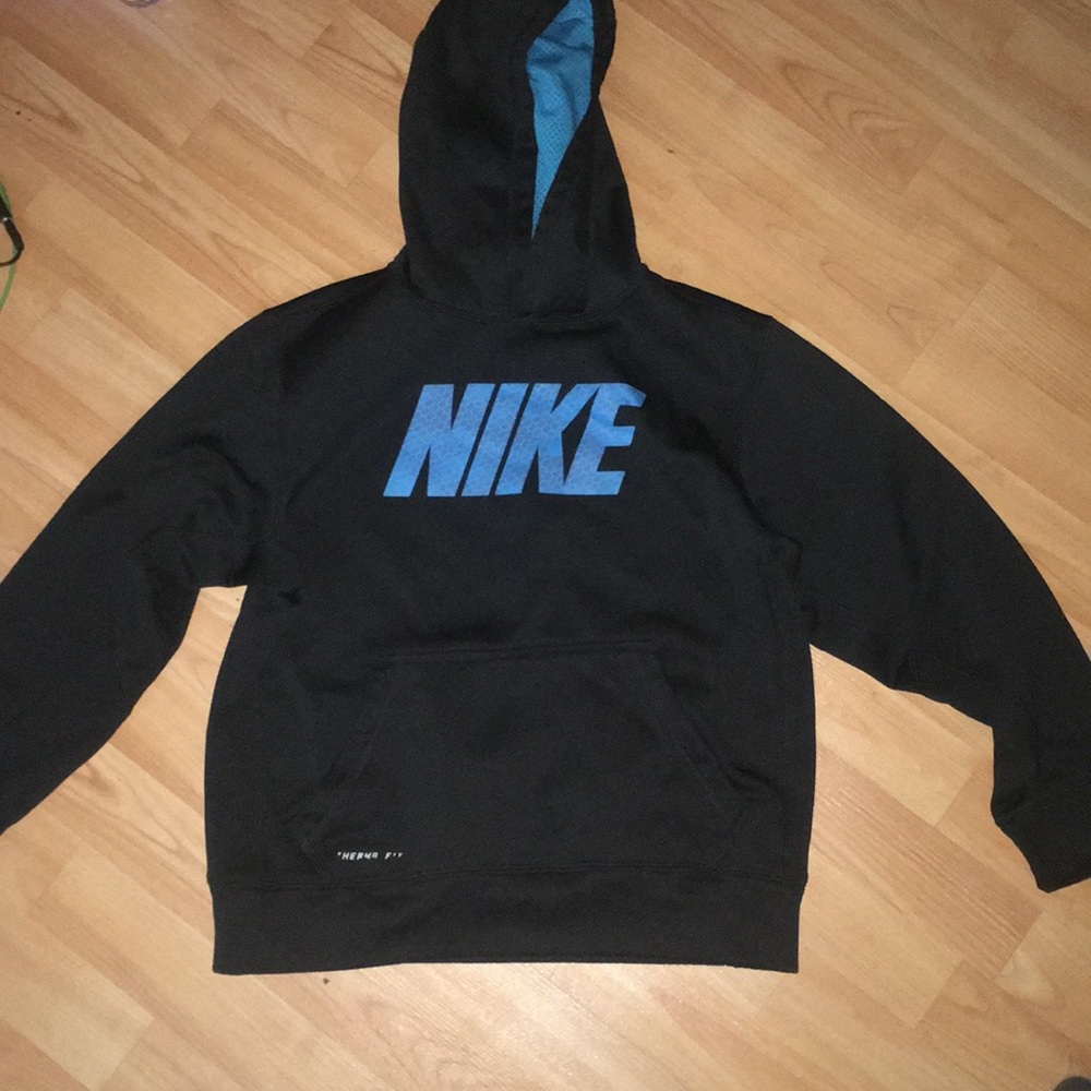Black nike hoodie